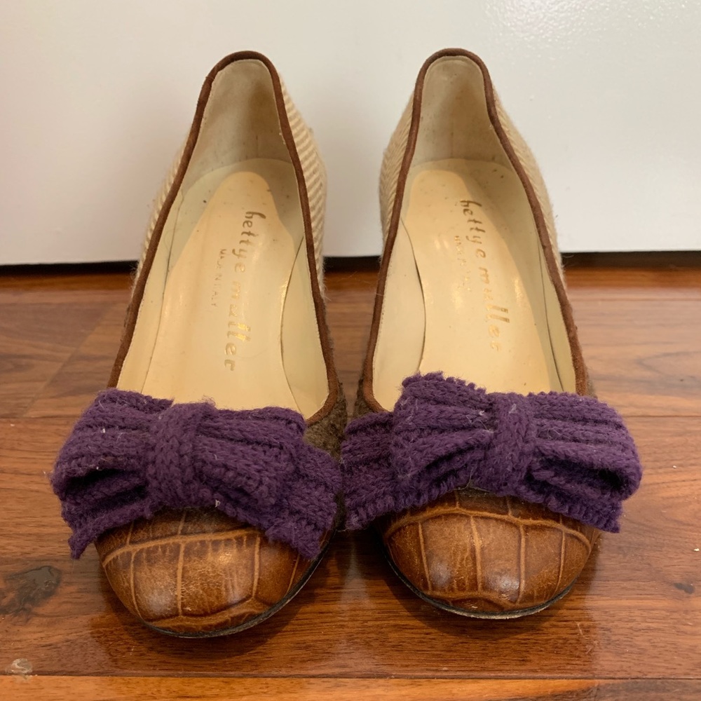 Super cute Bettye Muller heels. Cloth and leather